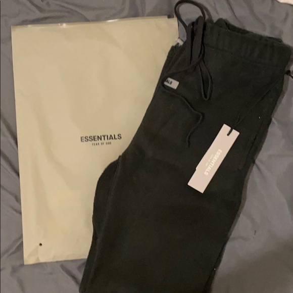 Fear of god essentials black polar fleece pants
